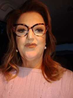 Lilyane, 57 �ves szexpartner n�, Aldebr�