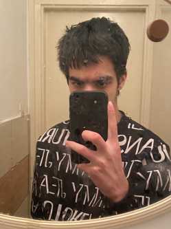 Martin, 19 �ves szexpartner f�rfi, Hossz�p�lyi