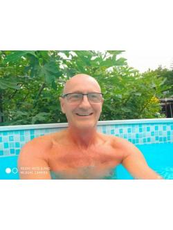 Csaba, 57 �ves szexpartner f�rfi, L�batlan