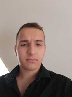 Andris, 19 �ves szexpartner f�rfi, Kecskem�t