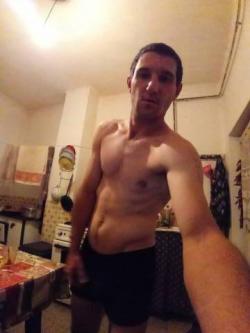 Zoli, 39 �ves szexpartner f�rfi, Cs�k�ly