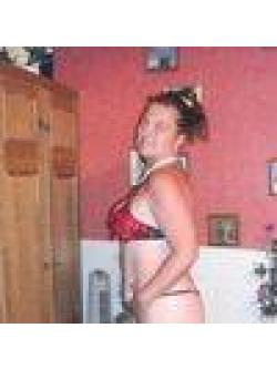 Szilvia, 57 �ves szexpartner n�, Mez�k�vesd