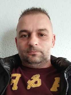 Arnold, 45 �ves szexpartner f�rfi, Bak