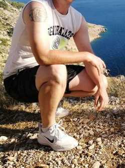Attis, 46 �ves szexpartner f�rfi, S�toralja�jhely