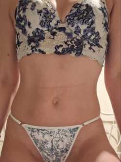 No�mi, 24 �ves szexpartner n�, Szeged