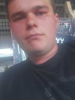 Zoli, 27 �ves szexpartner f�rfi, D�ms�d
