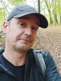 Csaba, 45 �ves szexpartner f�rfi, P�szt�