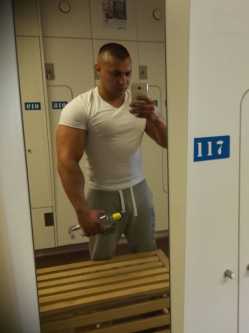 Roland, 37 �ves szexpartner f�rfi, Vajszl�