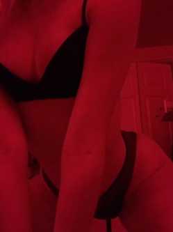 Enik�, 23 �ves szexpartner n�, Szeged