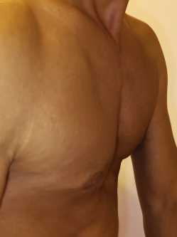 Tam�s, 42 �ves szexpartner f�rfi, Gy�r�jbar�t