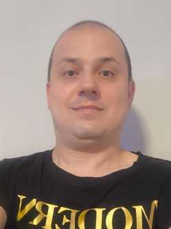 Attila, 38 �ves szexpartner f�rfi, Domb�v�r