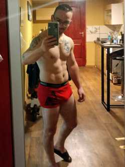 Norbert, 40 �ves szexpartner f�rfi, Mak�